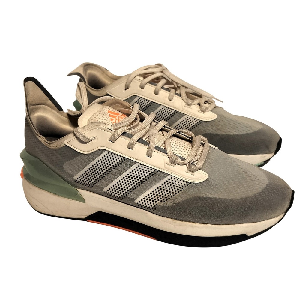 Adidas AVRYN Mens Running Shoes Size 13 Grey Multi HP5973 Boost Bounce Cybercore